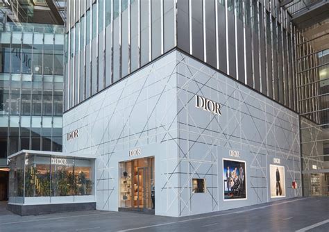 dior outlet japan